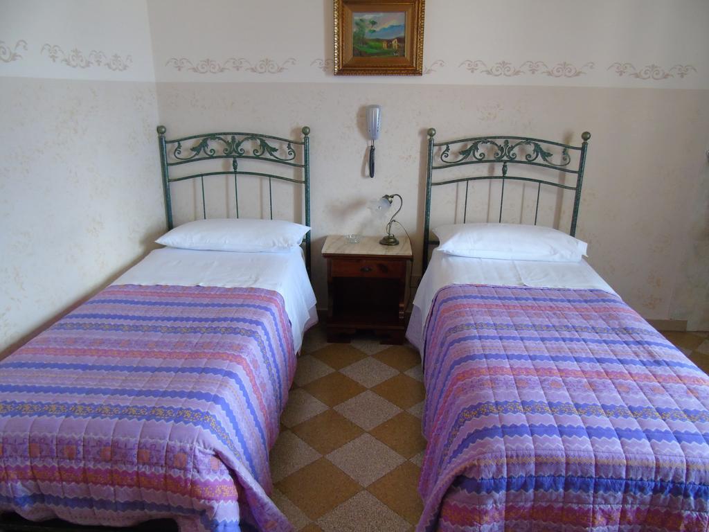 Albergo Cavour Palermo Exterior photo